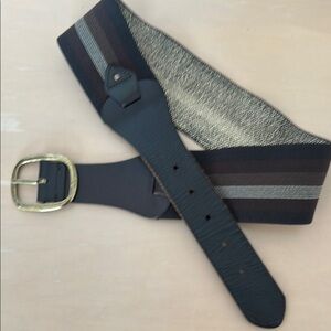 Anthro stretchy belt